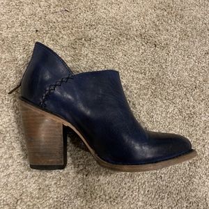 Free Bird steel booties size 7